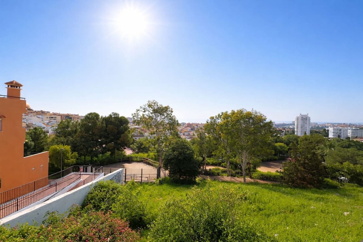 3 soveværelse Byhus til salg i Arroyo de la Miel - € 469.000 (Ref: 9972708)