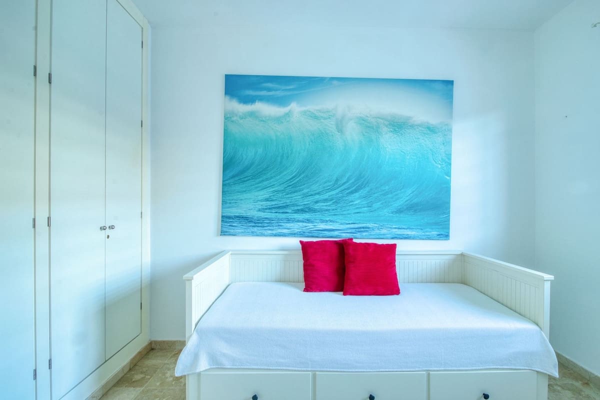 3 bedroom Apartment for sale in Manilva with pool - € 450,000 (Ref: 9972710)