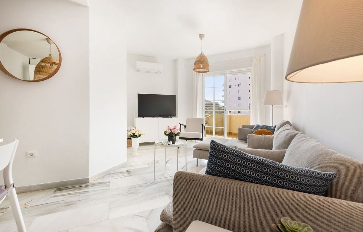 3 Zimmer Apartment zu verkaufen in Torremolinos mit Pool - 480.000 € (Ref: 9972711)