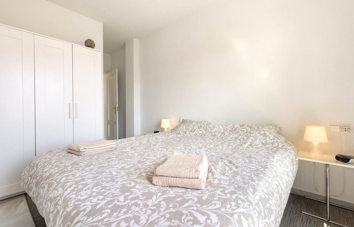 3 Zimmer Apartment zu verkaufen in Torremolinos mit Pool - 480.000 € (Ref: 9972711)