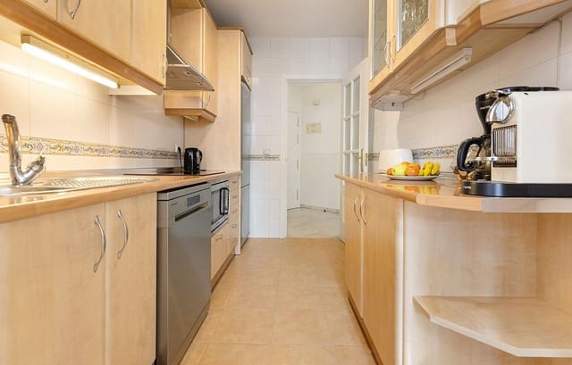 3 Zimmer Apartment zu verkaufen in Torremolinos mit Pool - 480.000 € (Ref: 9972711)