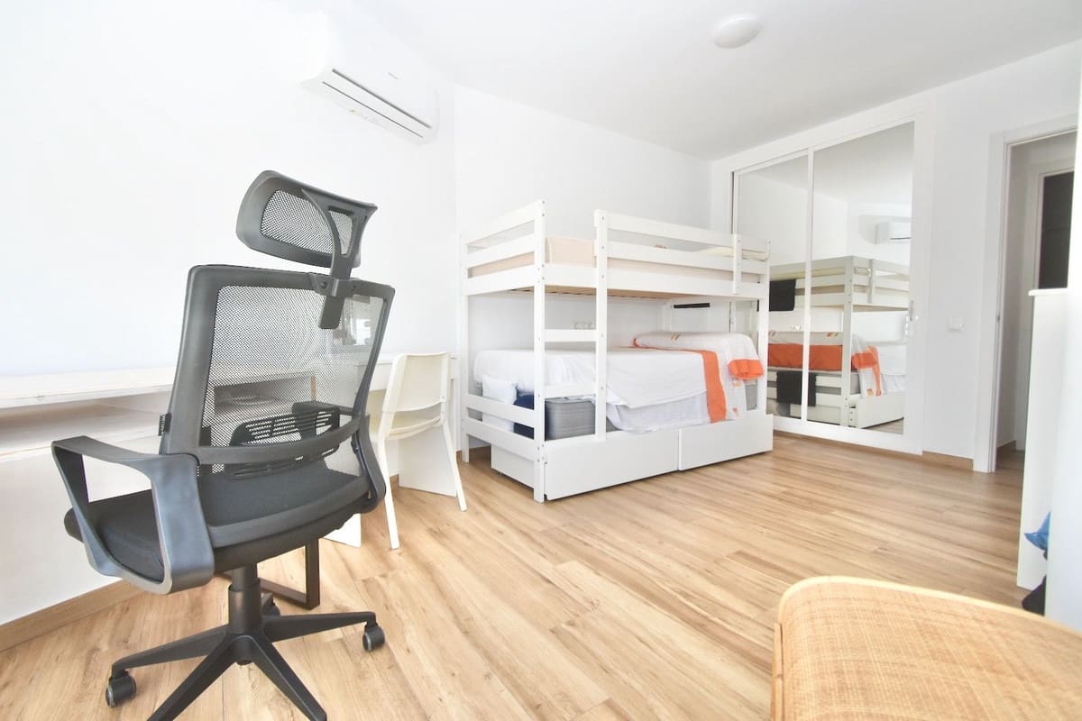 2 soveværelse Lejlighed til salg i Benalmadena med garage - € 478.000 (Ref: 9972714)