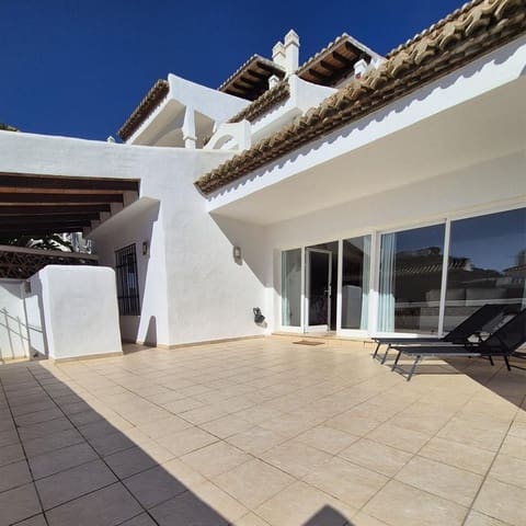 2 soverom Leilighet til salgs i Benalmádena med svømmebasseng - € 469 000 (Ref: 9972717)