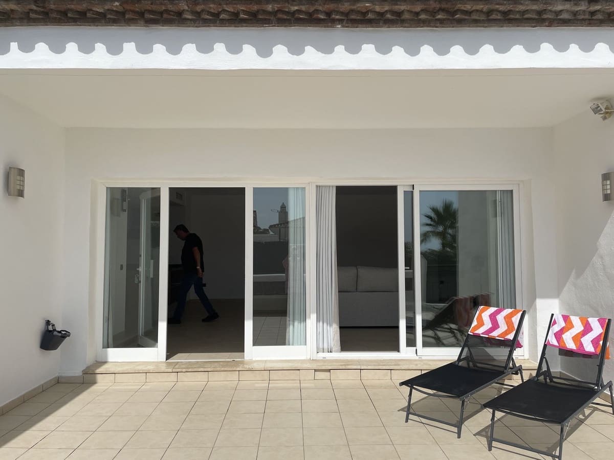 2 soverom Leilighet til salgs i Benalmadena med svømmebasseng - € 469 000 (Ref: 9972717)
