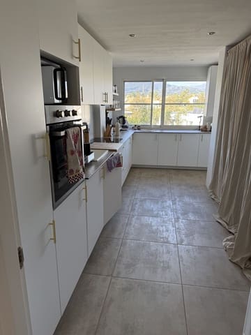 2 soveværelse Lejlighed til salg i Nueva Atalaya, Estepona med swimmingpool garage - € 423.000 (Ref: 9972719)