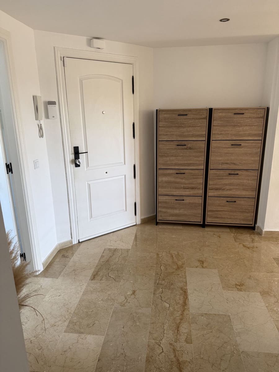 2 sypialnia Apartament na sprzedaż w New Golden Mile z basenem garażem - 423 000 € (Ref: 9972719)