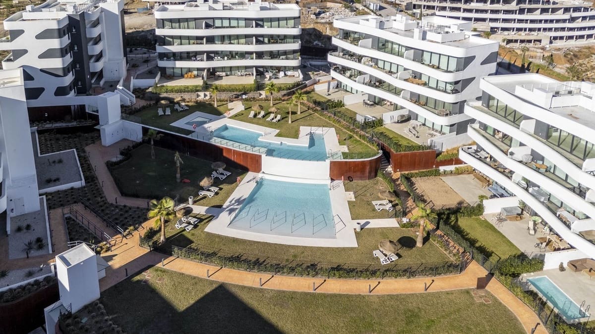 2 Zimmer Apartment zu verkaufen in Fuengirola mit Pool - 479.000 € (Ref: 9972720)