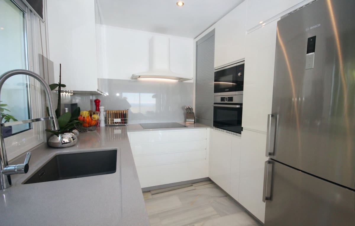 3 soverom Leilighet til salgs i La Mairena med svømmebasseng - € 419 000 (Ref: 9972723)