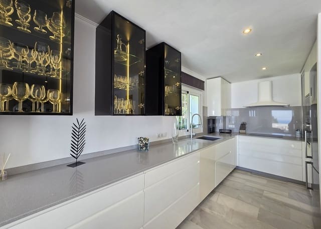 3 soverom Leilighet til salgs i La Mairena, Ojen med svømmebasseng - € 419 000 (Ref: 9972723)