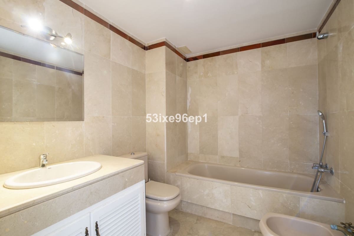 5 bedroom Semi-detached Villa for sale in El Padron with pool - € 475,000 (Ref: 9972724)