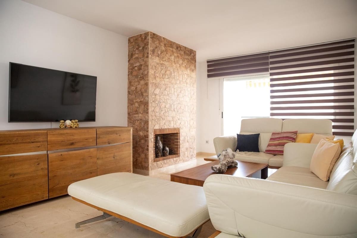Apartamento de 2 habitaciones en Guadalmina en venta con piscina - 450.000 € (Ref: 9972725)
