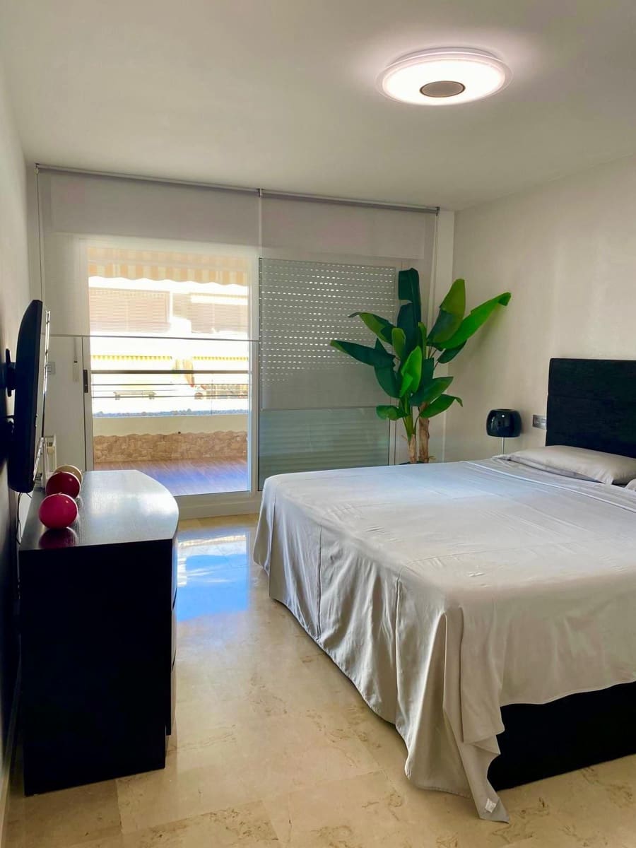 Apartamento de 2 habitaciones en Guadalmina en venta con piscina - 450.000 € (Ref: 9972725)