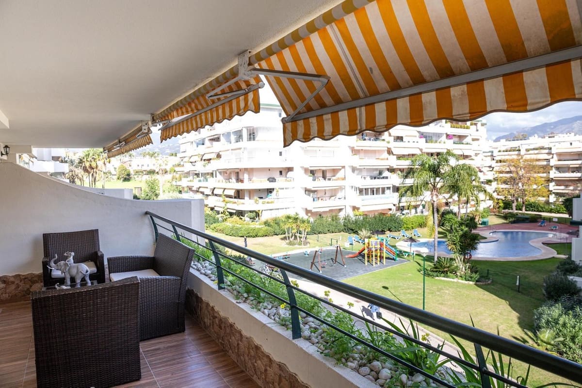 Apartamento de 2 habitaciones en Guadalmina en venta con piscina - 450.000 € (Ref: 9972725)