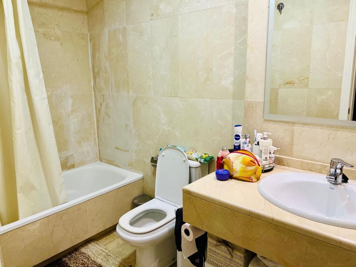 Apartamento de 2 habitaciones en Golden Mile en venta con piscina - 455.000 € (Ref: 9972728)