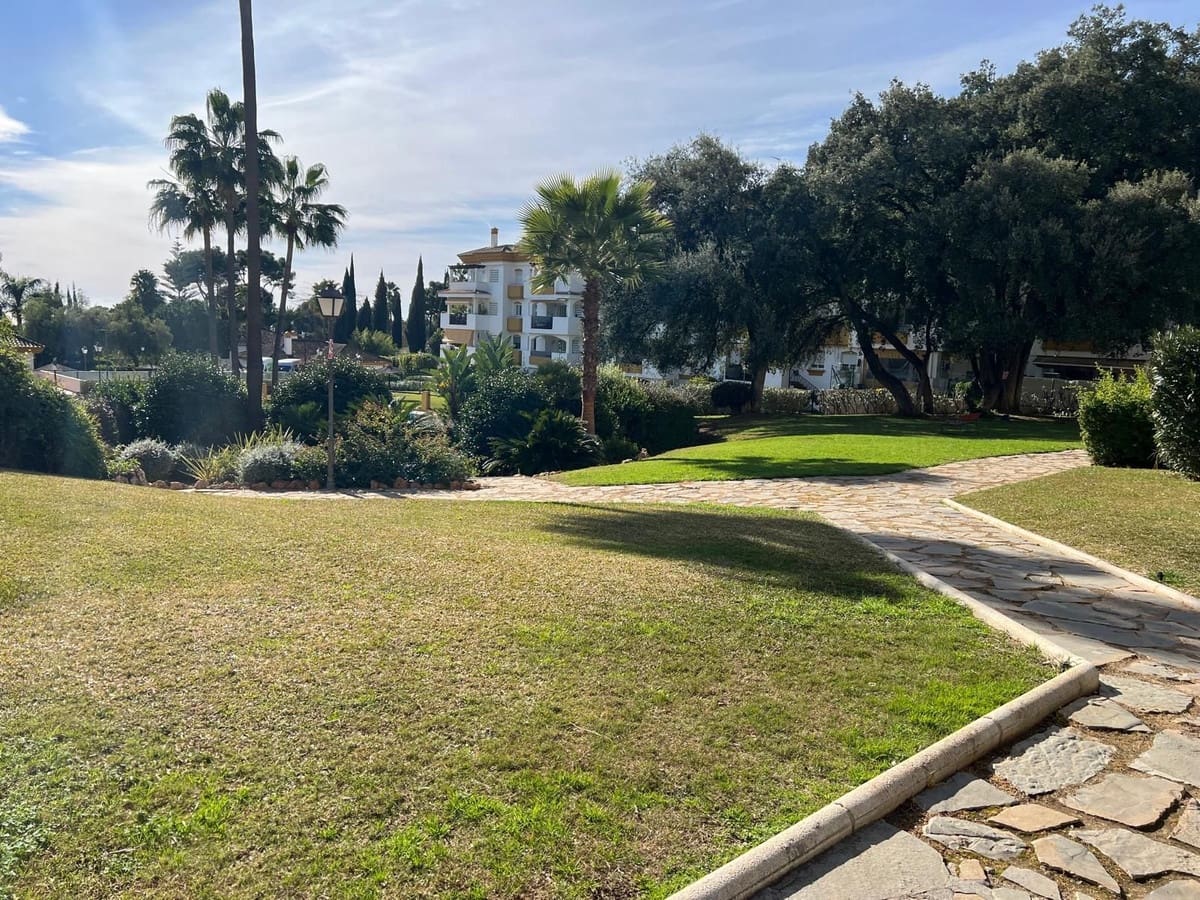 Apartamento de 2 habitaciones en Golden Mile en venta con piscina - 455.000 € (Ref: 9972728)
