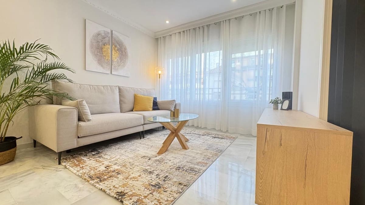 2 sovrum Lägenhet till salu i Marbella - 480 000 € (Ref: 9972729)
