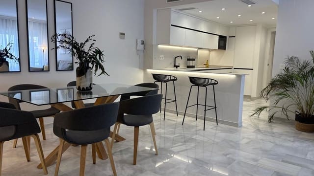 2 sovrum Lägenhet till salu i Marbella - 480 000 € (Ref: 9972729)