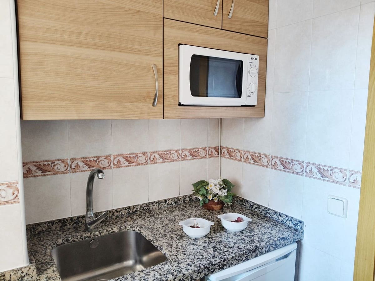 2 soveværelse Lejlighed til salg i Fuengirola med swimmingpool - € 477.000 (Ref: 9972731)
