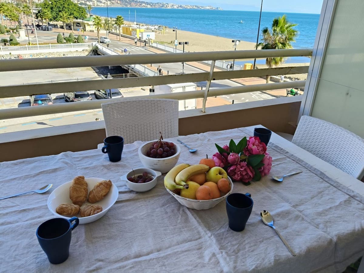2 soveværelse Lejlighed til salg i Fuengirola med swimmingpool - € 477.000 (Ref: 9972731)