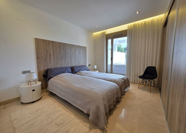 2 soveværelse Lejlighed til salg i La Cala Golf, Mijas med swimmingpool - € 485.000 (Ref: 9972733)