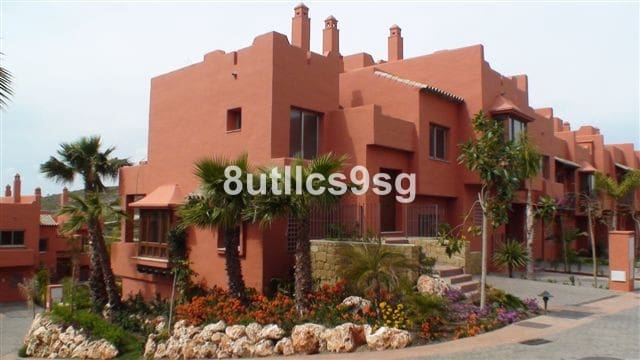 2 bedroom Townhouse for sale in Manilva with pool - € 479,000 (Ref: 9972735)
