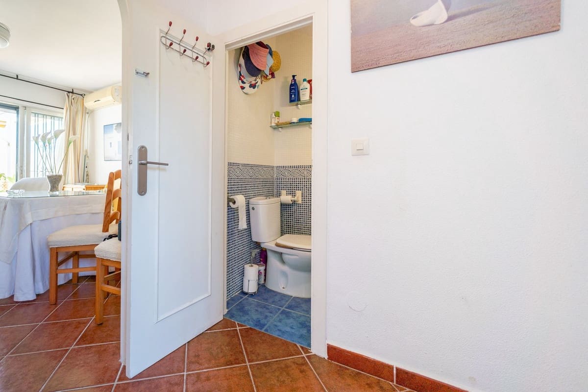 2 bedroom Semi-detached Villa for sale in Mijas Costa with pool - € 460,000 (Ref: 9972736)