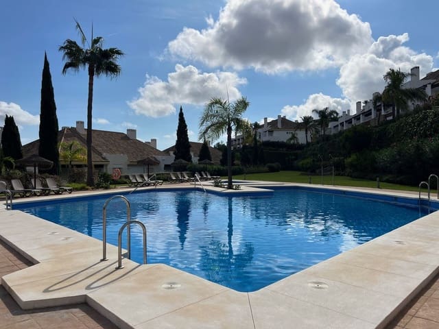 2 soveværelse Byhus til salg i La Cala Golf, Mijas med swimmingpool garage - € 449.950 (Ref: 9972738)