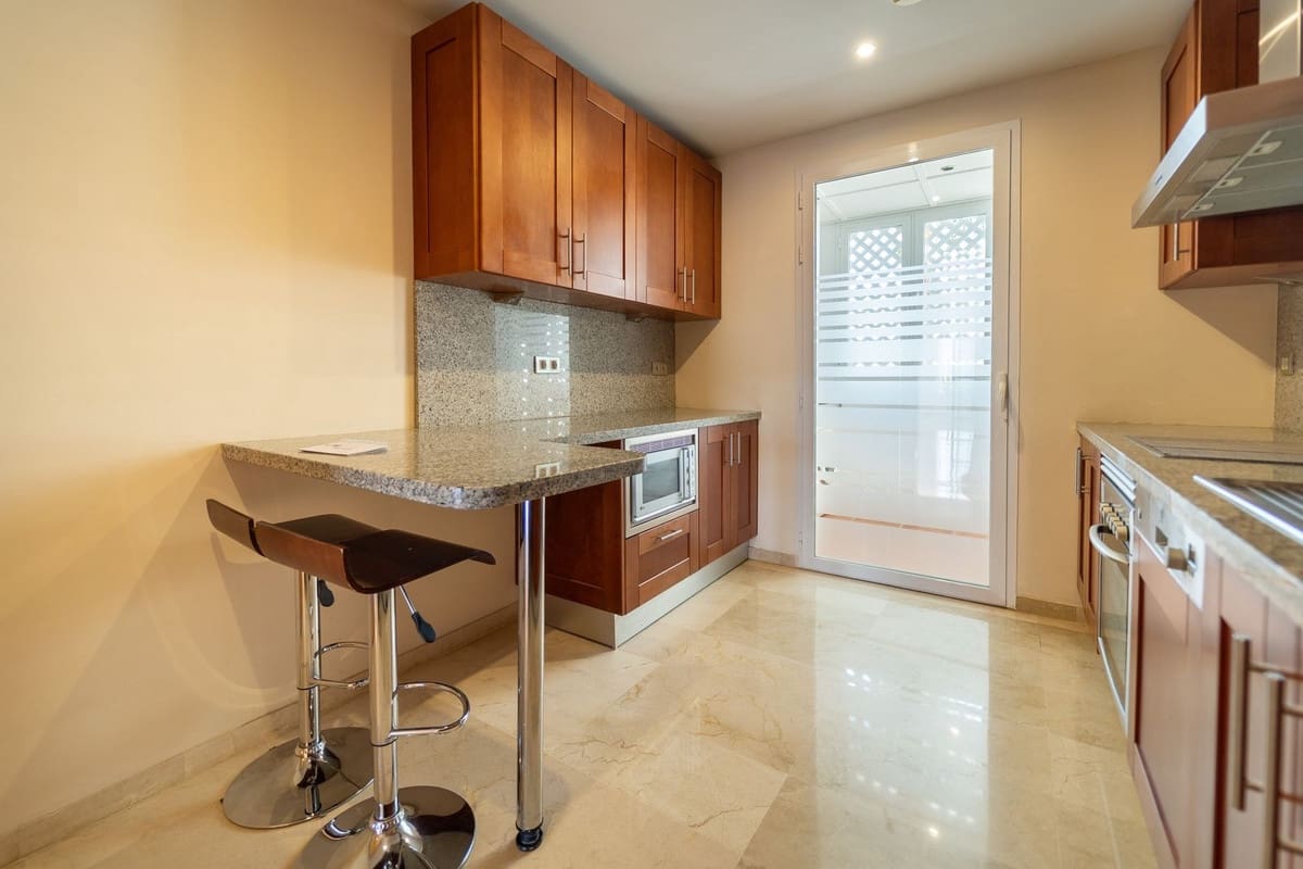 3 soverom Leilighet til salgs i La Cala Golf med svømmebasseng garasje - € 473 000 (Ref: 9972741)