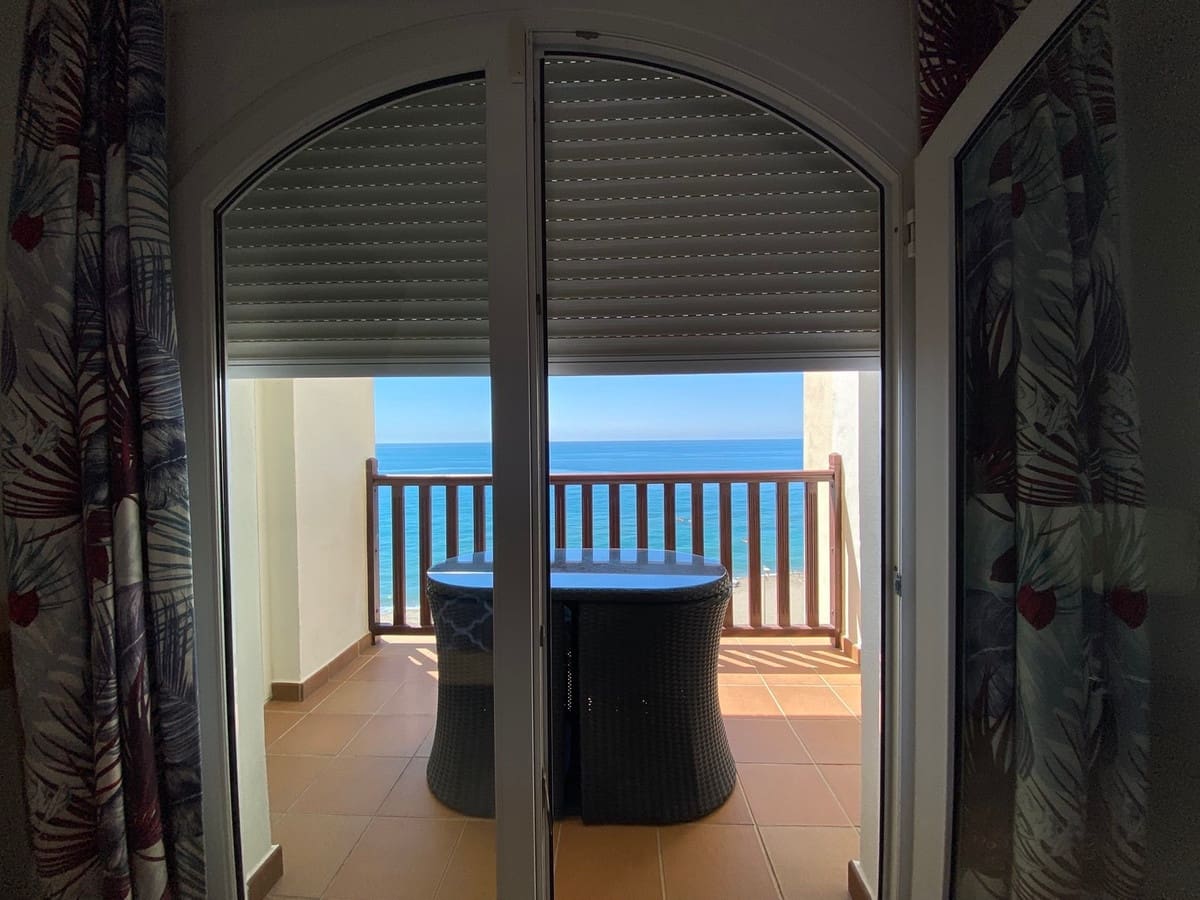 2 Zimmer Apartment zu verkaufen in Carvajal mit Pool Garage - 450.000 € (Ref: 9972745)