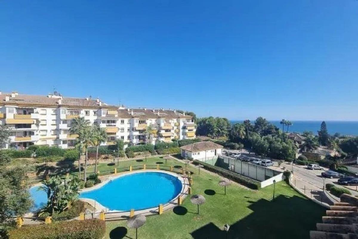3 chambre Appartement à vendre à Marbella avec piscine - 450 000 € (Ref: 9972746)
