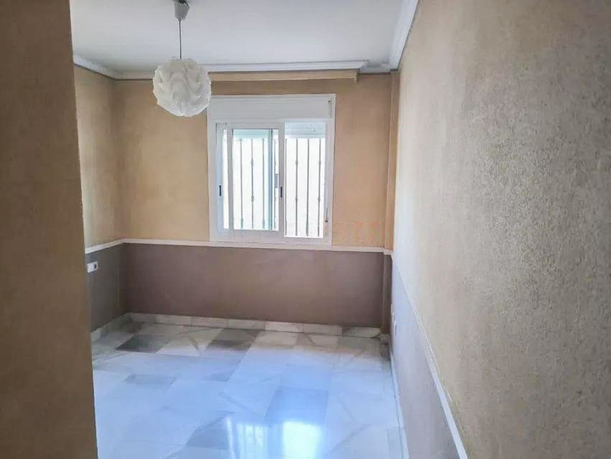 3 chambre Appartement à vendre à Marbella avec piscine - 450 000 € (Ref: 9972746)