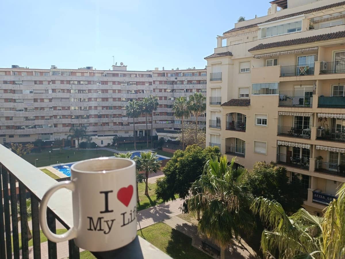 2 sovrum Lägenhet till salu i Estepona med pool garage - 475 000 € (Ref: 9972749)