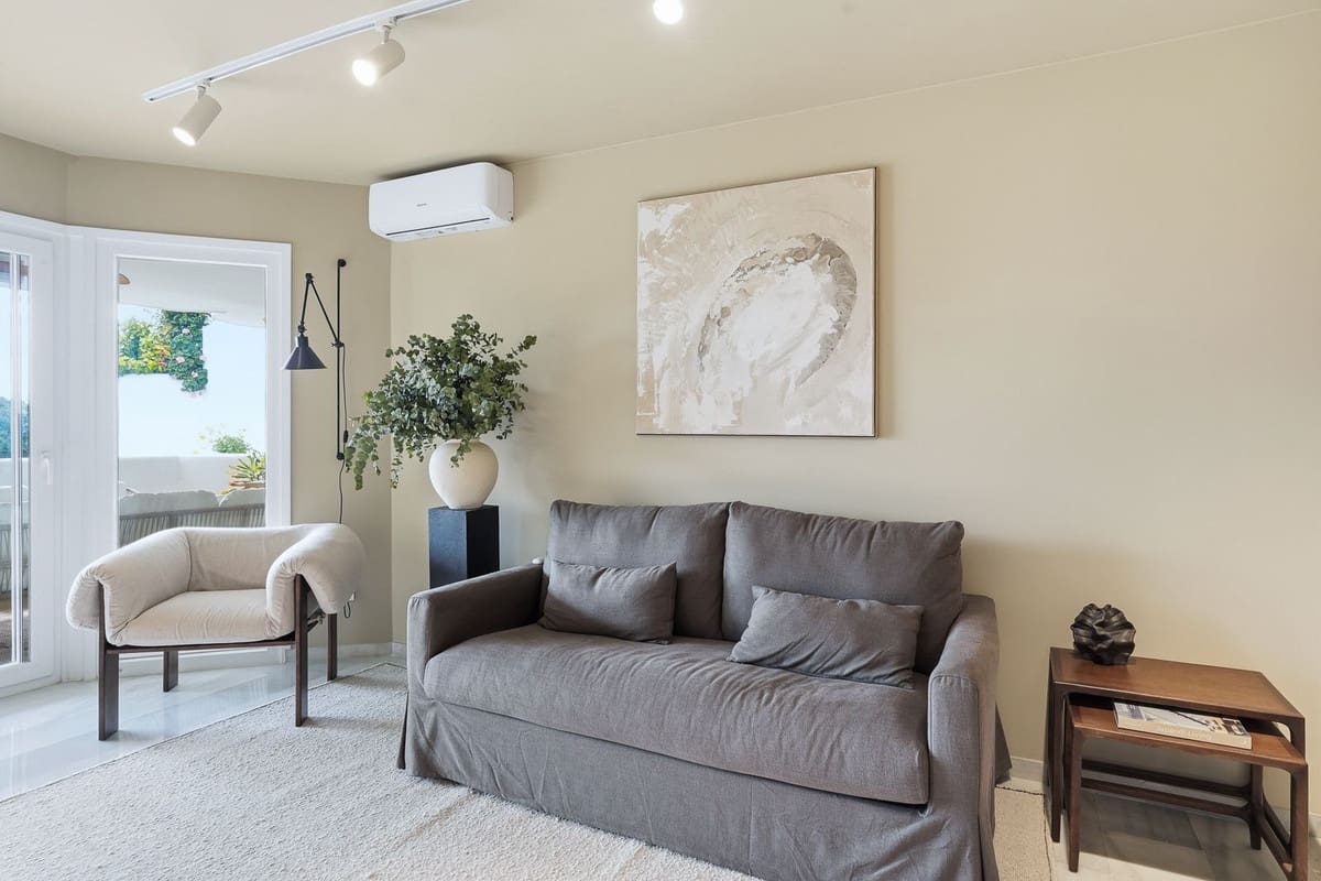 3 quarto Apartamento para venda em Calahonda com piscina - 549 000 € (Ref: 9974018)