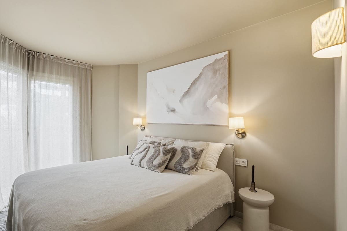 3 quarto Apartamento para venda em Calahonda com piscina - 549 000 € (Ref: 9974018)