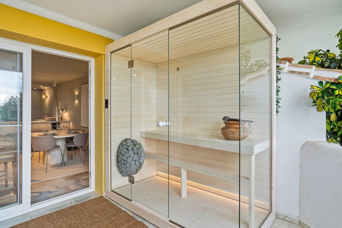 3 quarto Apartamento para venda em Calahonda com piscina - 549 000 € (Ref: 9974018)