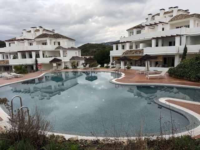 2 soverom Leilighet til salgs i Aloha Golf, Marbella med svømmebasseng - € 560 000 (Ref: 9974019)