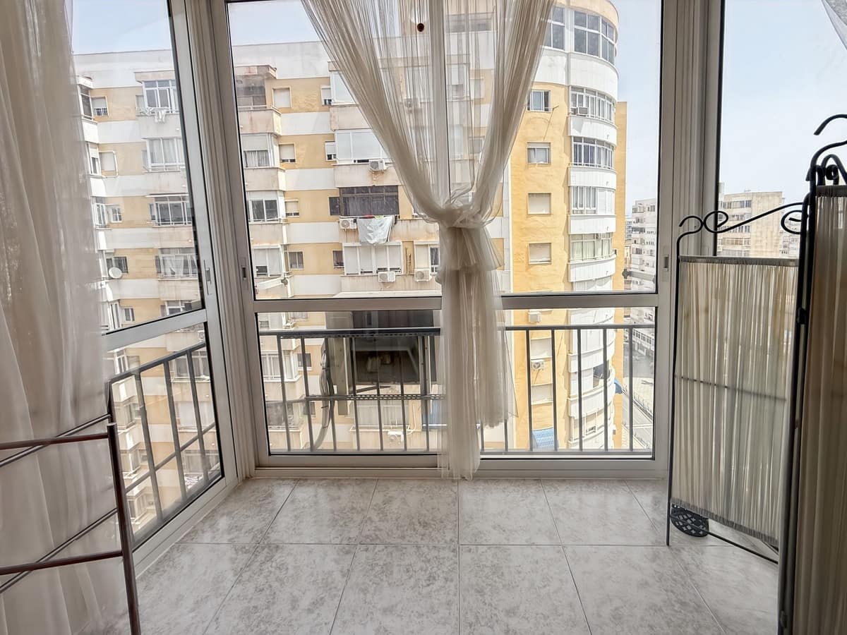 Studio for sale in Torremolinos - € 160,000 (Ref: 9974020)