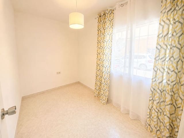 Apartamento de 3 habitaciones en Fuengirola en venta - 200.000 € (Ref: 9974022)