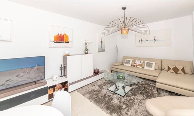 2 slaapkamer Appartement te koop in Fuengirola met zwembad - € 560.000 (Ref: 9974028)