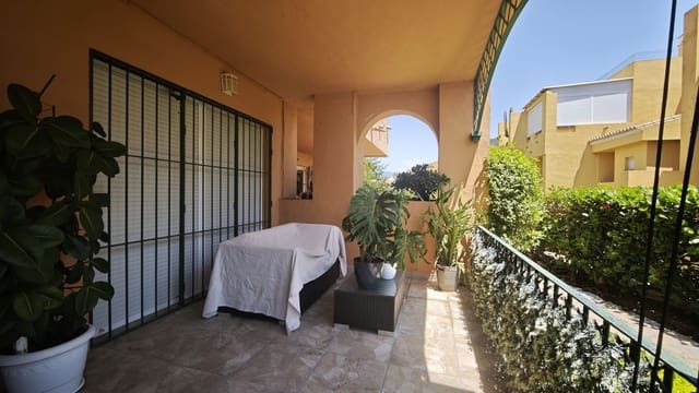 2 soveværelse Lejlighed til salg i Guadalmina Alta, Marbella med swimmingpool - € 440.000 (Ref: 9974029)