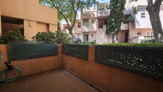 2 bedroom Apartment for sale in Guadalmina Alta, Marbella with pool - € 440,000 (Ref: 9974029)