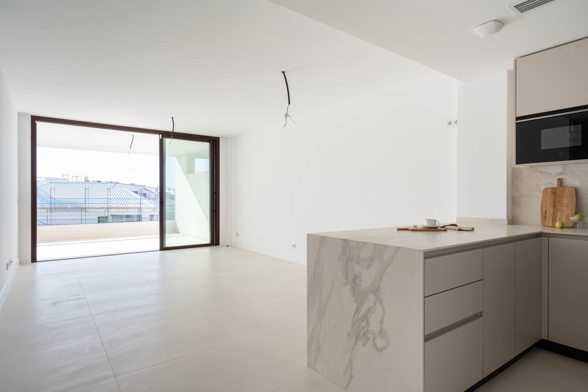 Apartamento de 2 habitaciones en Fuengirola en venta con piscina - 495.000 € (Ref: 9974031)