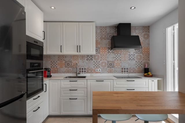 2 soverom Leilighet til salgs i Nueva Andalucia, Marbella med svømmebasseng - € 519 000 (Ref: 9974037)