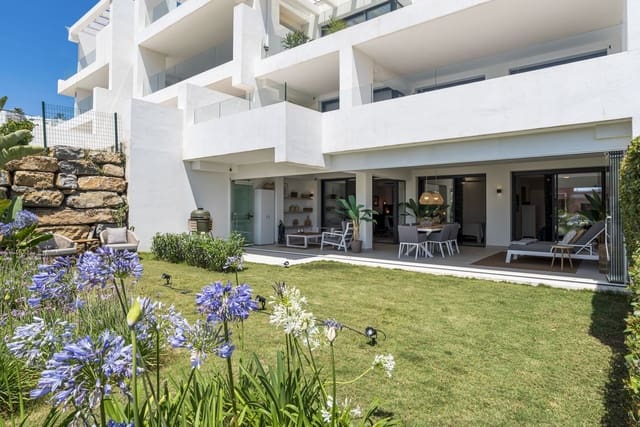 2 soverom Leilighet til salgs i Estepona Golf, Estepona med svømmebasseng garasje - € 495 000 (Ref: 9974038)