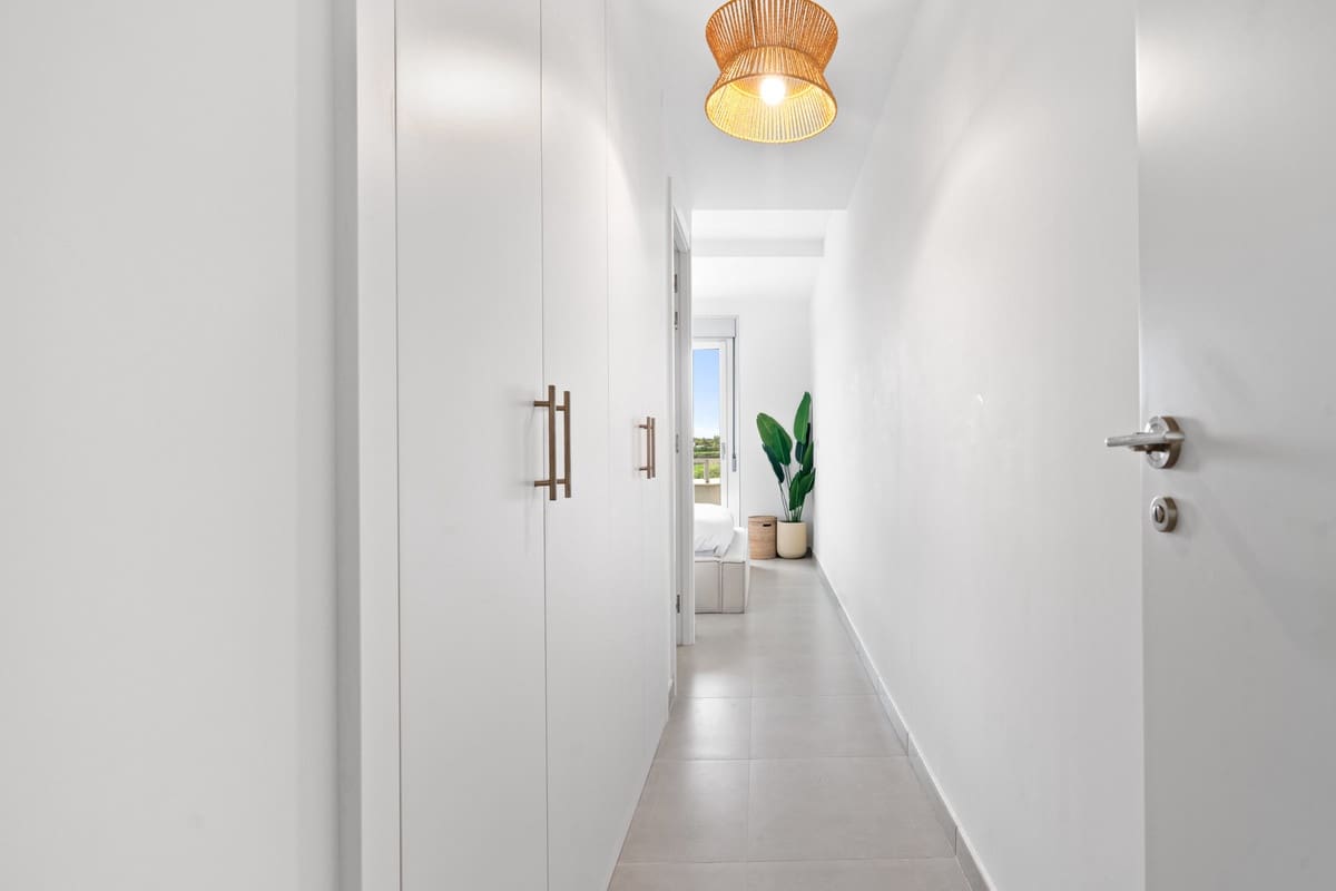 3 soverom Leilighet til salgs i New Golden Mile med svømmebasseng - € 540 000 (Ref: 9974042)