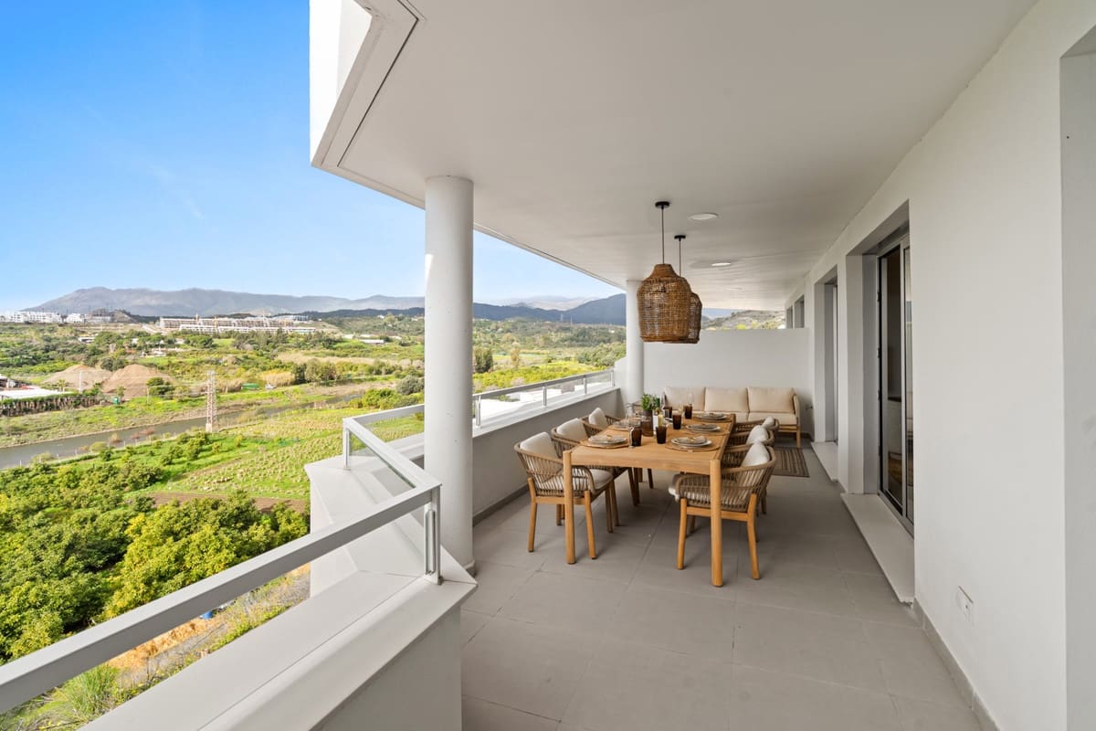 3 soverom Leilighet til salgs i New Golden Mile med svømmebasseng - € 540 000 (Ref: 9974042)