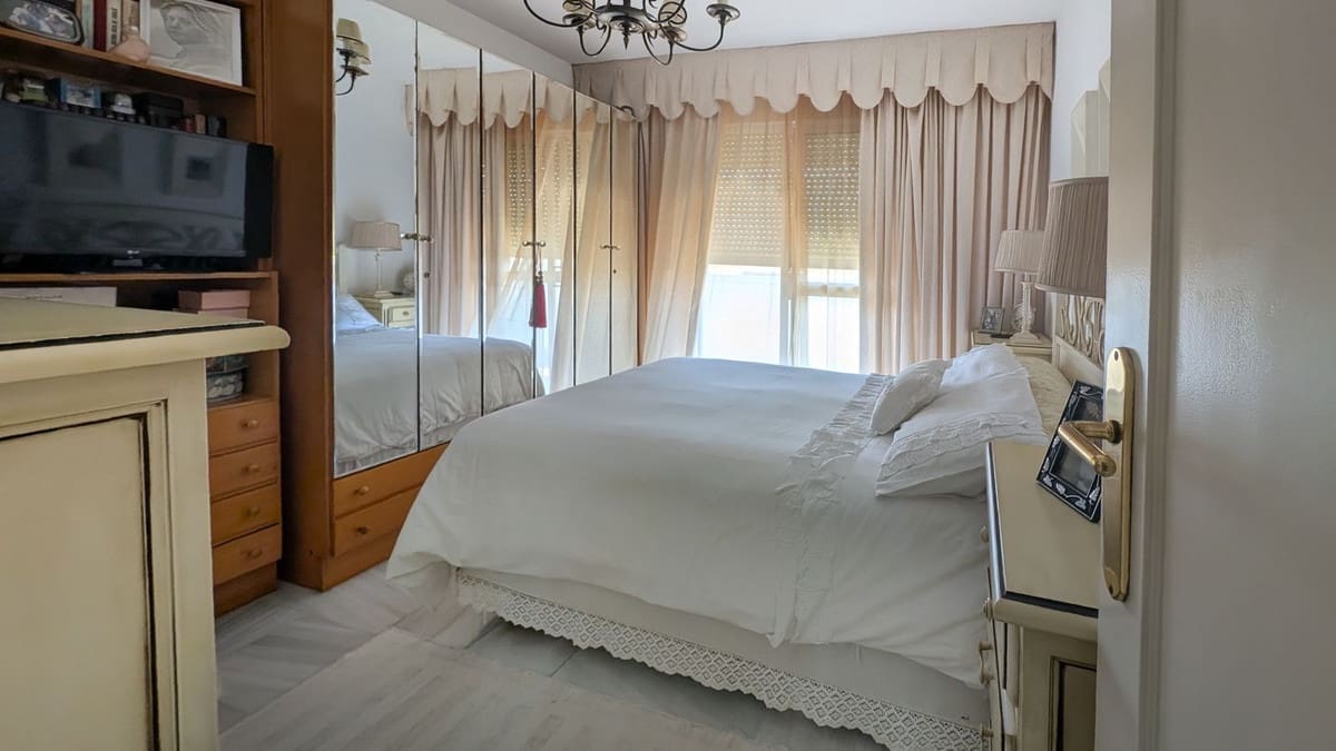 4 soveværelse Lejlighed til salg i Fuengirola med swimmingpool - € 550.410 (Ref: 9974043)