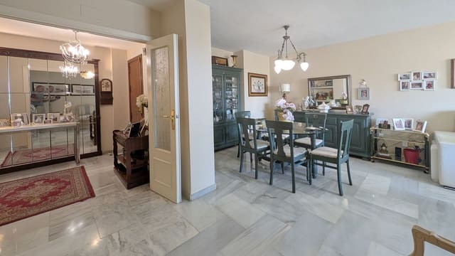 4 soveværelse Lejlighed til salg i Fuengirola med swimmingpool - € 550.410 (Ref: 9974043)