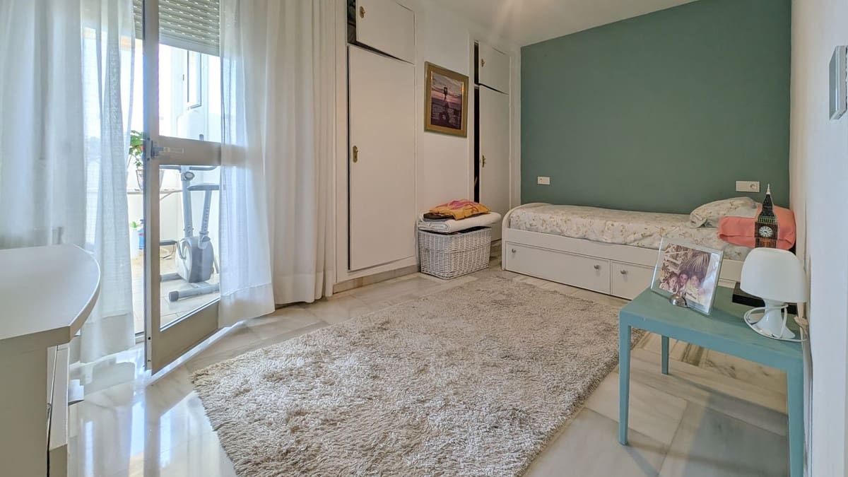4 soveværelse Lejlighed til salg i Fuengirola med swimmingpool - € 550.410 (Ref: 9974043)