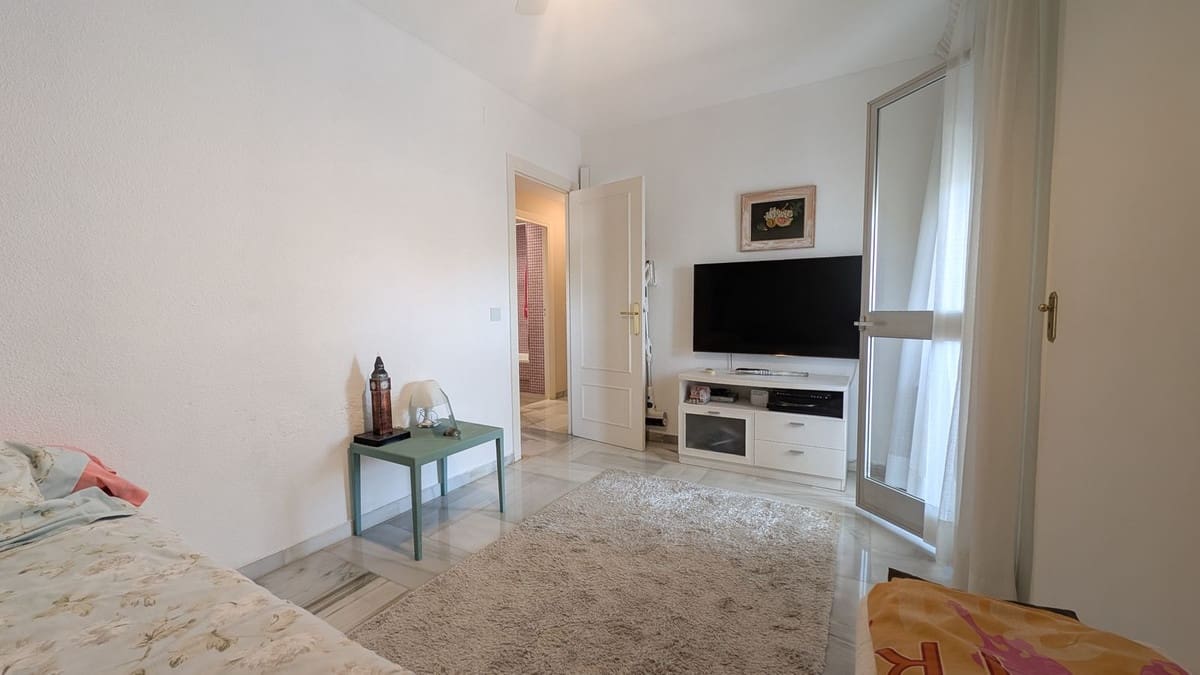 4 soveværelse Lejlighed til salg i Fuengirola med swimmingpool - € 550.410 (Ref: 9974043)